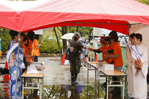 加賀温泉郷フェスは温泉と音楽が融合した野外フェスです。